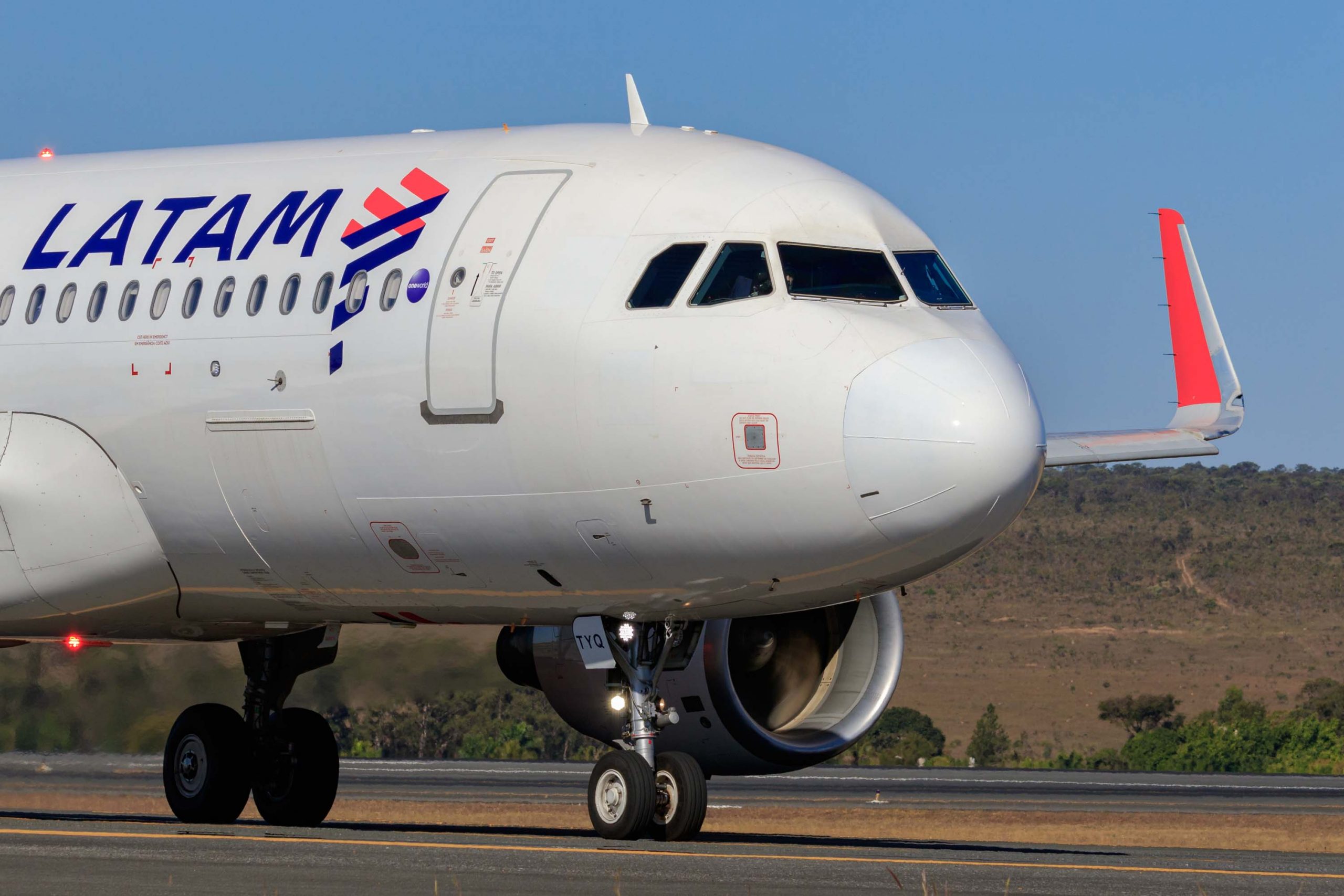 Latam retoma 90% da sua oferta no Brasil e 32% no exterior