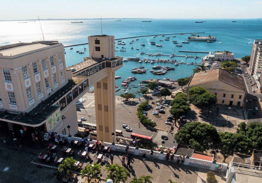 Férias de julho: cias. aéreas anunciam 4,2 mil voos domésticos extras