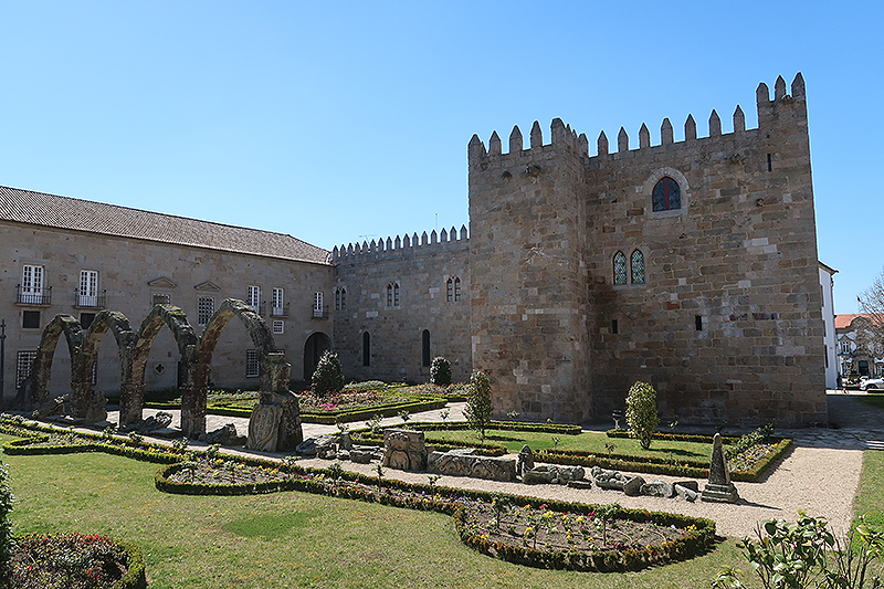 O que é preciso para viajar para Portugal?