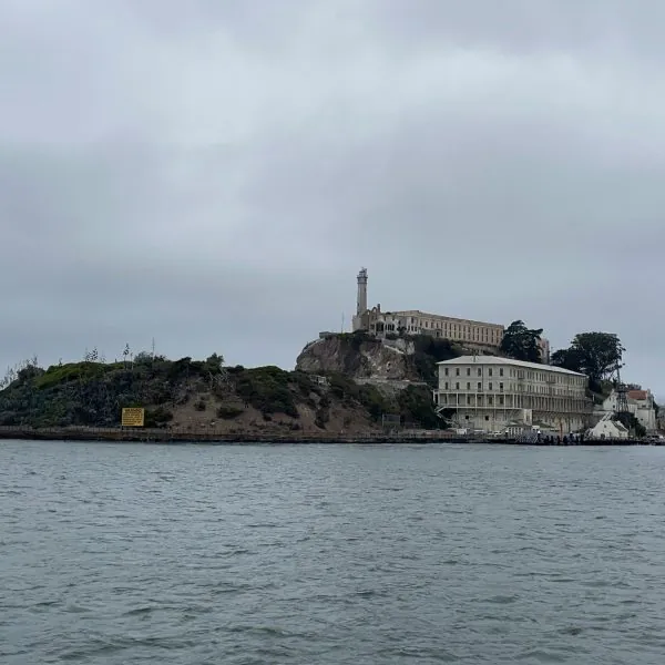 Prisão de Alcatraz – entenda mais sobre o antigo e histórico presídio