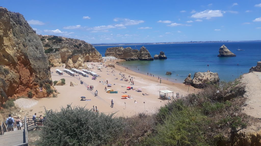 O que fazer em Lagos, destino de praia em Portugal