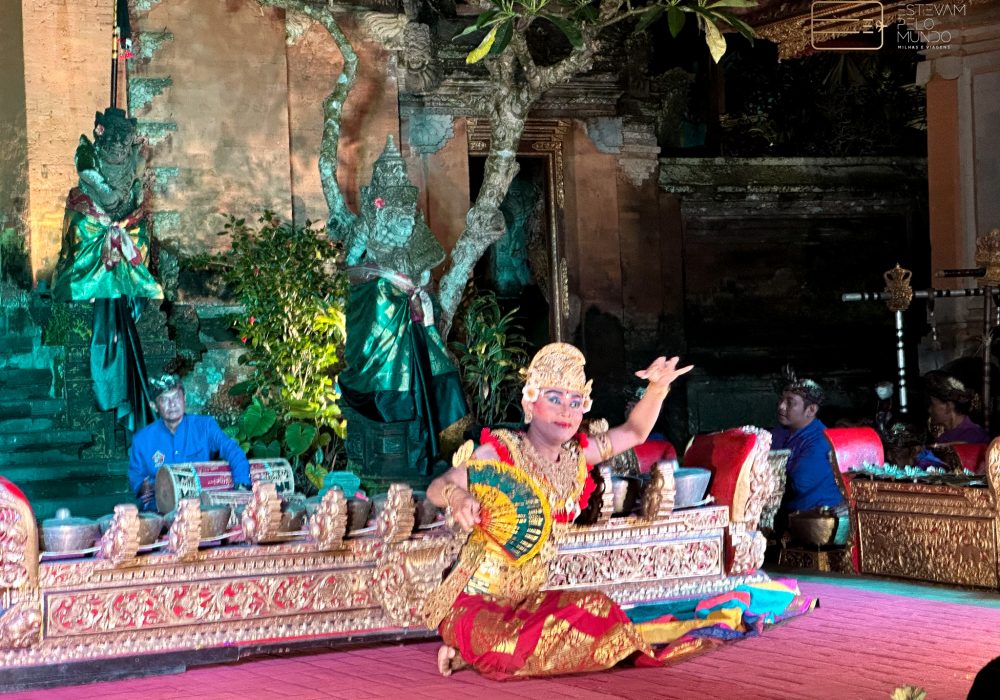 Bali vai cobrar taxa de turistas estrangeiros