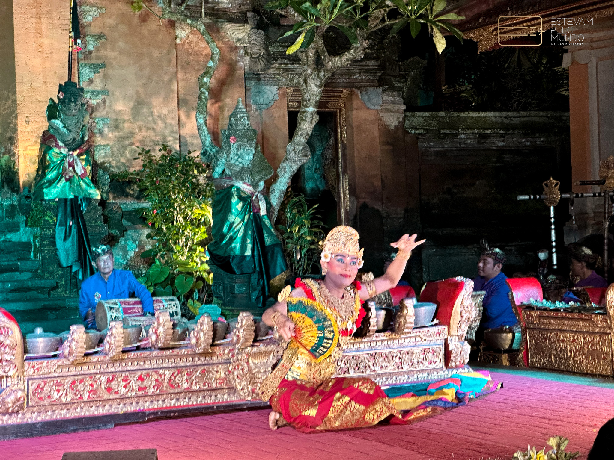 Bali vai cobrar taxa de turistas estrangeiros