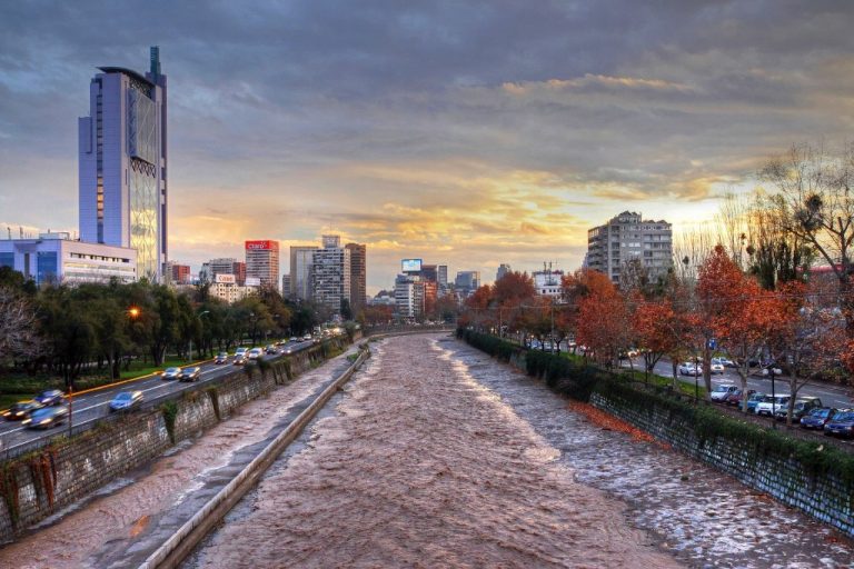Qual é a melhor época para viajar a Santiago?