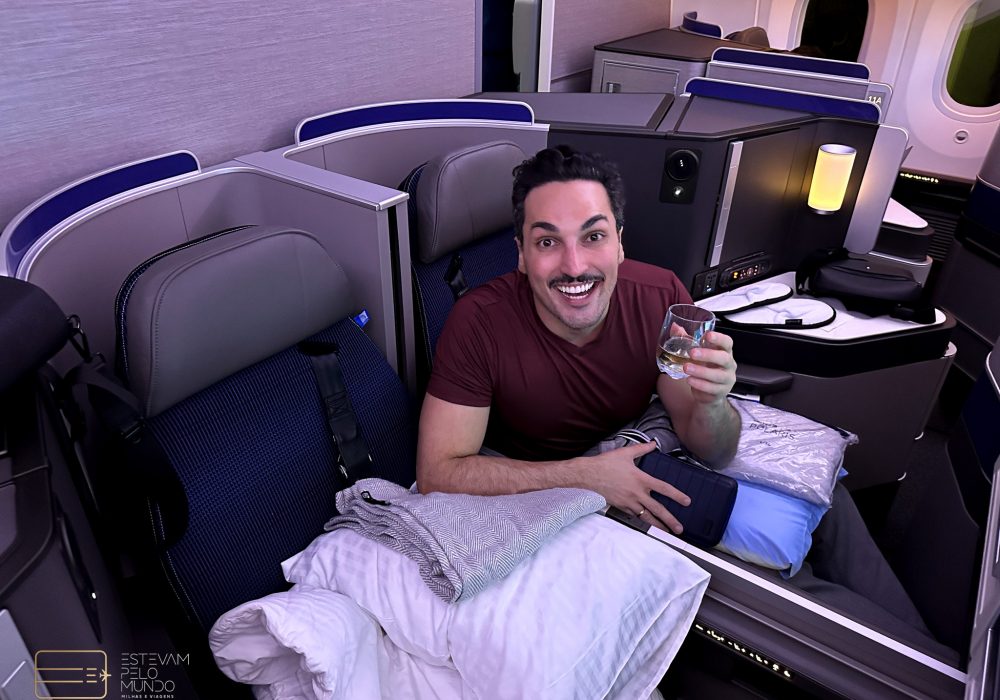 Como é voar na United Polaris de São Paulo para Chicago