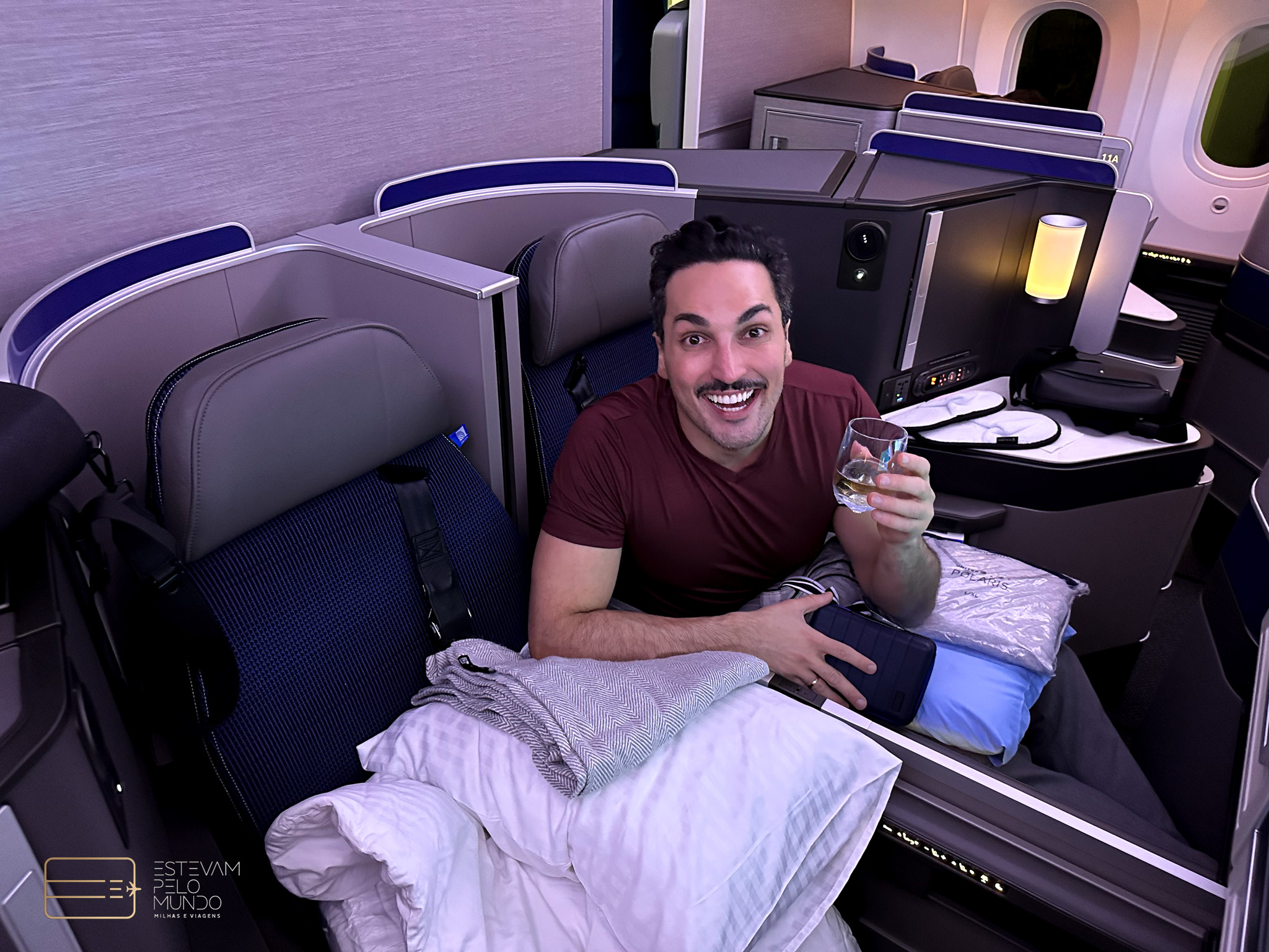 Como é voar na United Polaris de São Paulo para Chicago