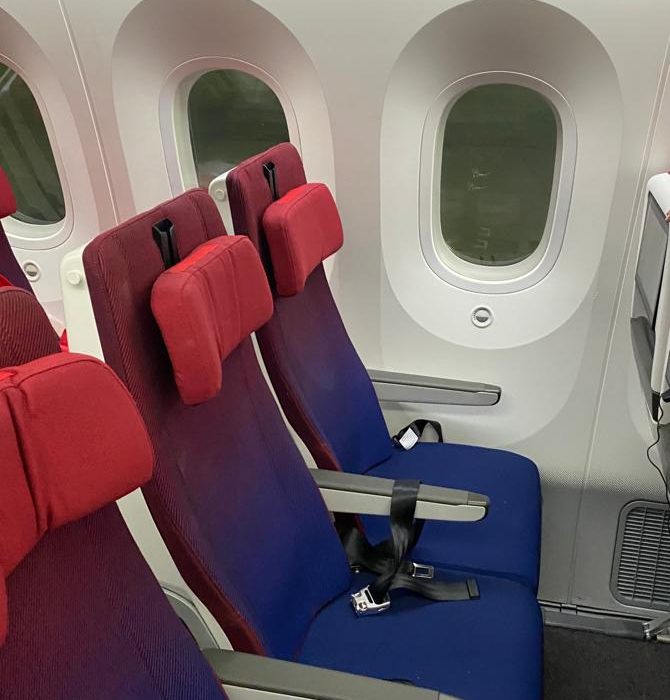 Como é voar na Econômica do 787-900 da Latam de São Paulo para Santiago