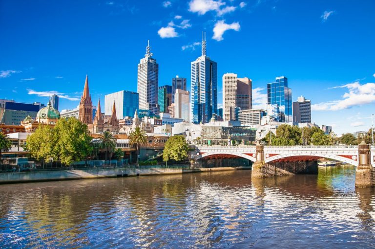 Voo mais longo da Latam, ligando a América do Sul a Melbourne, é retomado