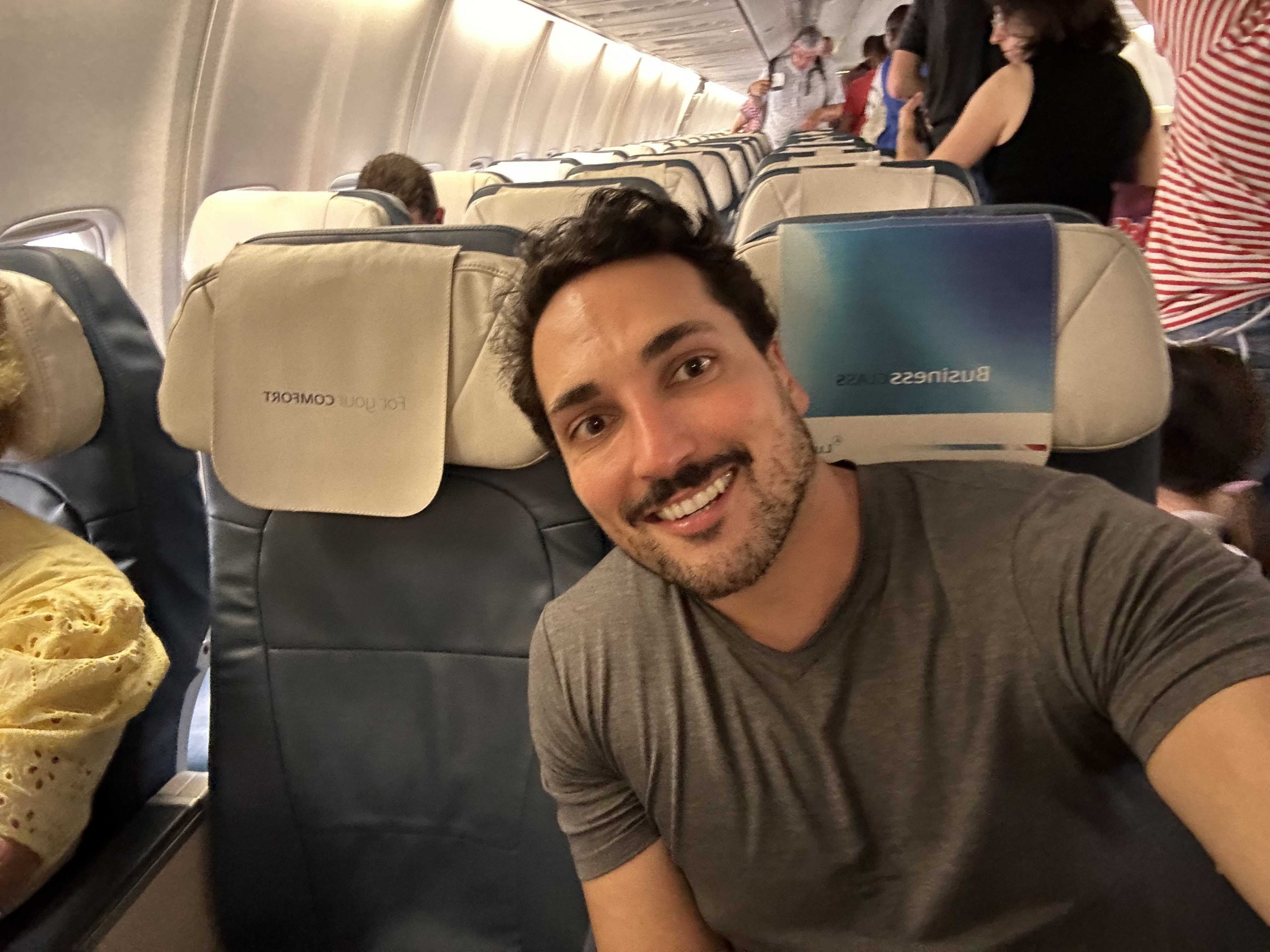 Como é voar na Luxair, cia aérea do país mais rico do mundo