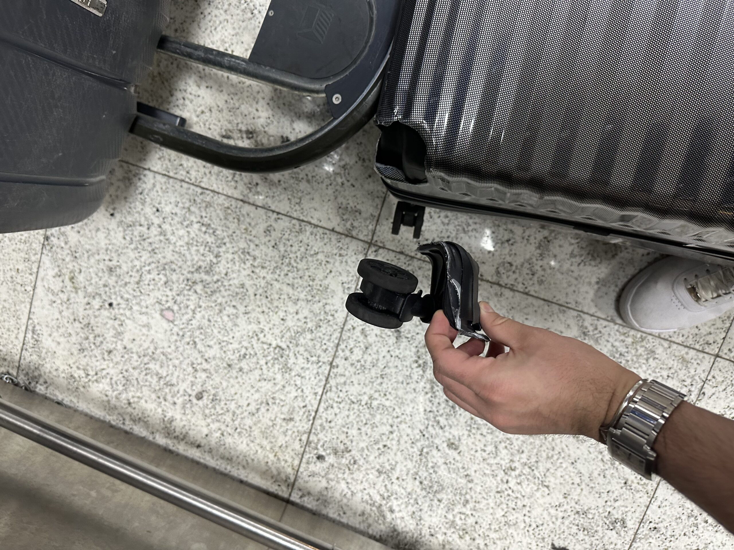 O que fazer se eu tiver a mala danificada durante a viagem?