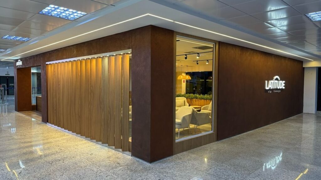 Nova sala VIP no aeroporto de Foz do Iguaçu entrada