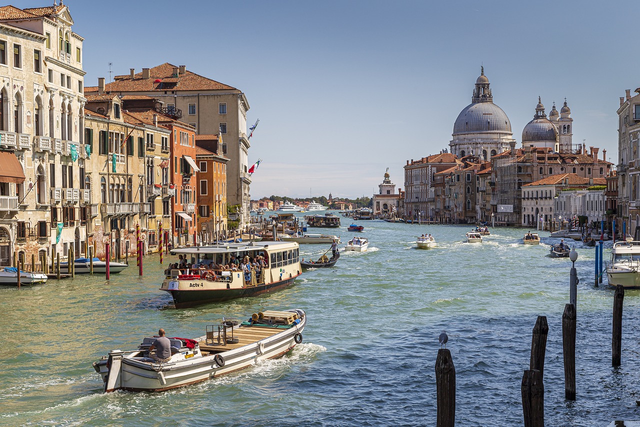 Está com viagem para Veneza? Taxa de turismo está em vigor em dias selecionados