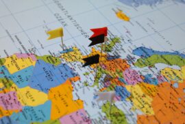 Como usar o Rome2Rio para decidir qual transporte usar nas viagens