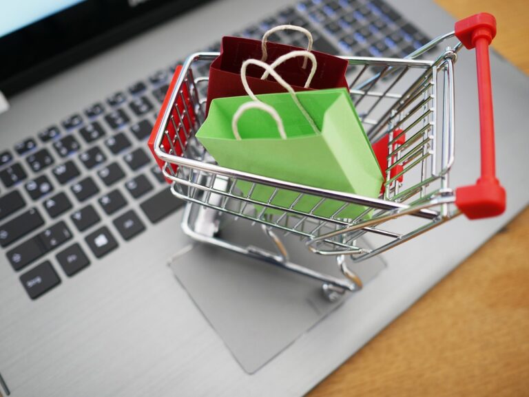 Melhores momentos para ganhar pontos e milhas com compras