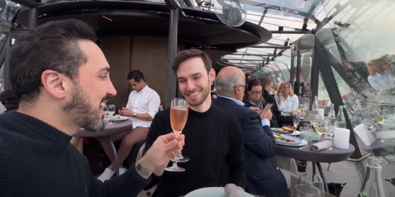 Bateaux Parisiens – como é fazer um cruzeiro restaurante no Rio Sena