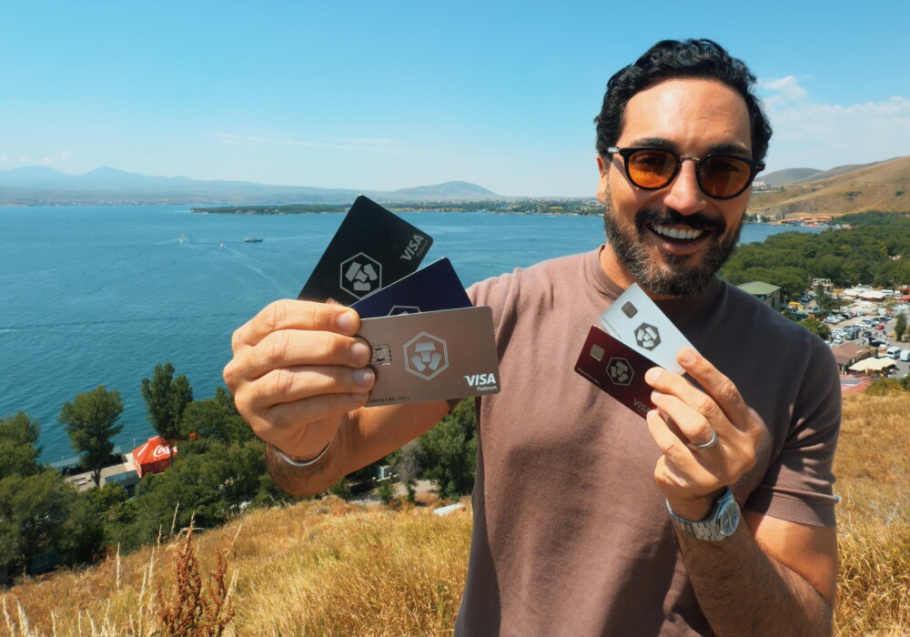 Como converter dólares digitais em dinheiro para suas viagens com Crypto.com