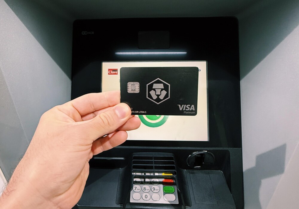 Como usar cartão global nas viagens – veja as vantagens dos cartões Crypto.com