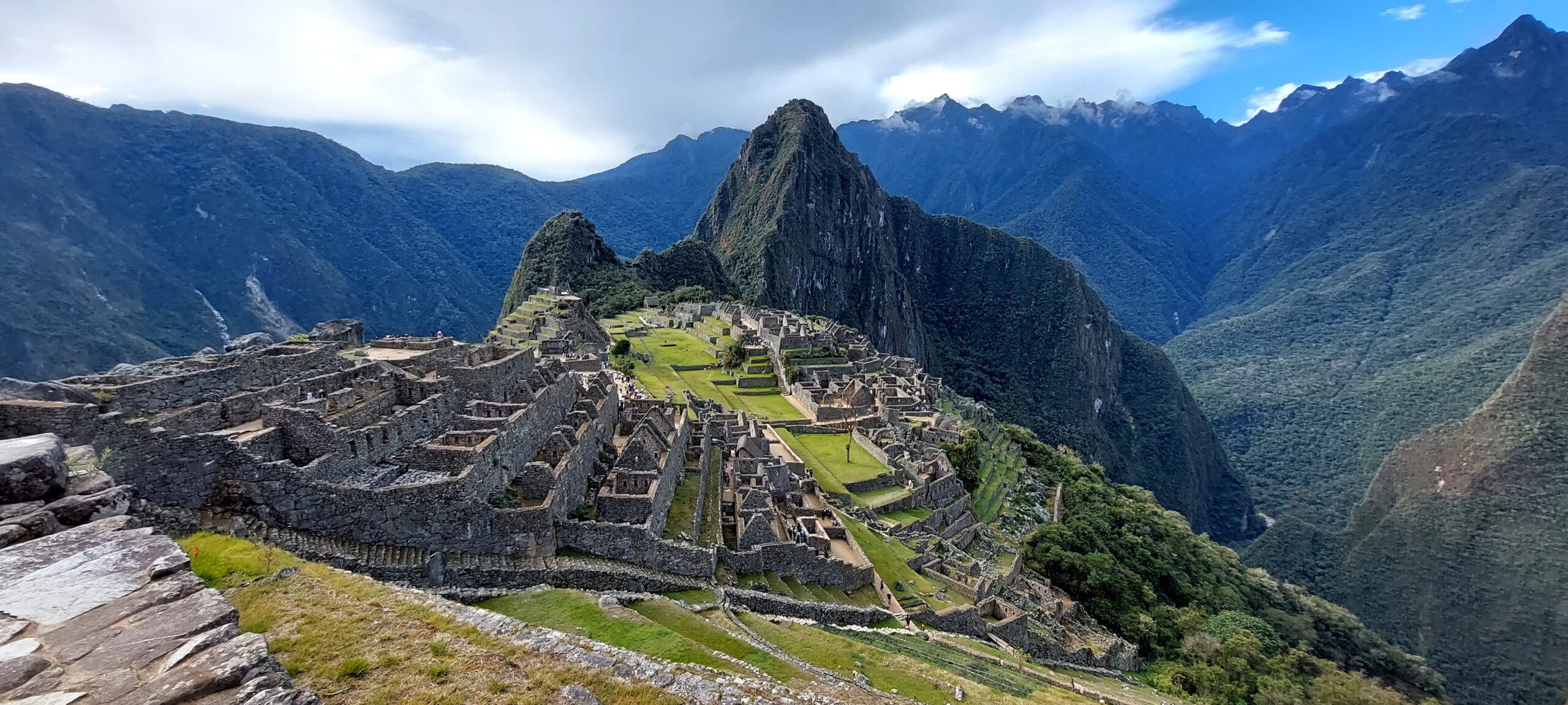 Machu Picchu pode perder título de uma das 7 Maravilhas do Mundo? Entenda aqui