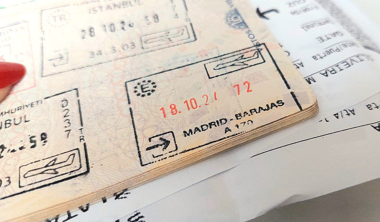 Sem carimbos! Como o novo contole de entrada na Europa pode afetar sua viagem