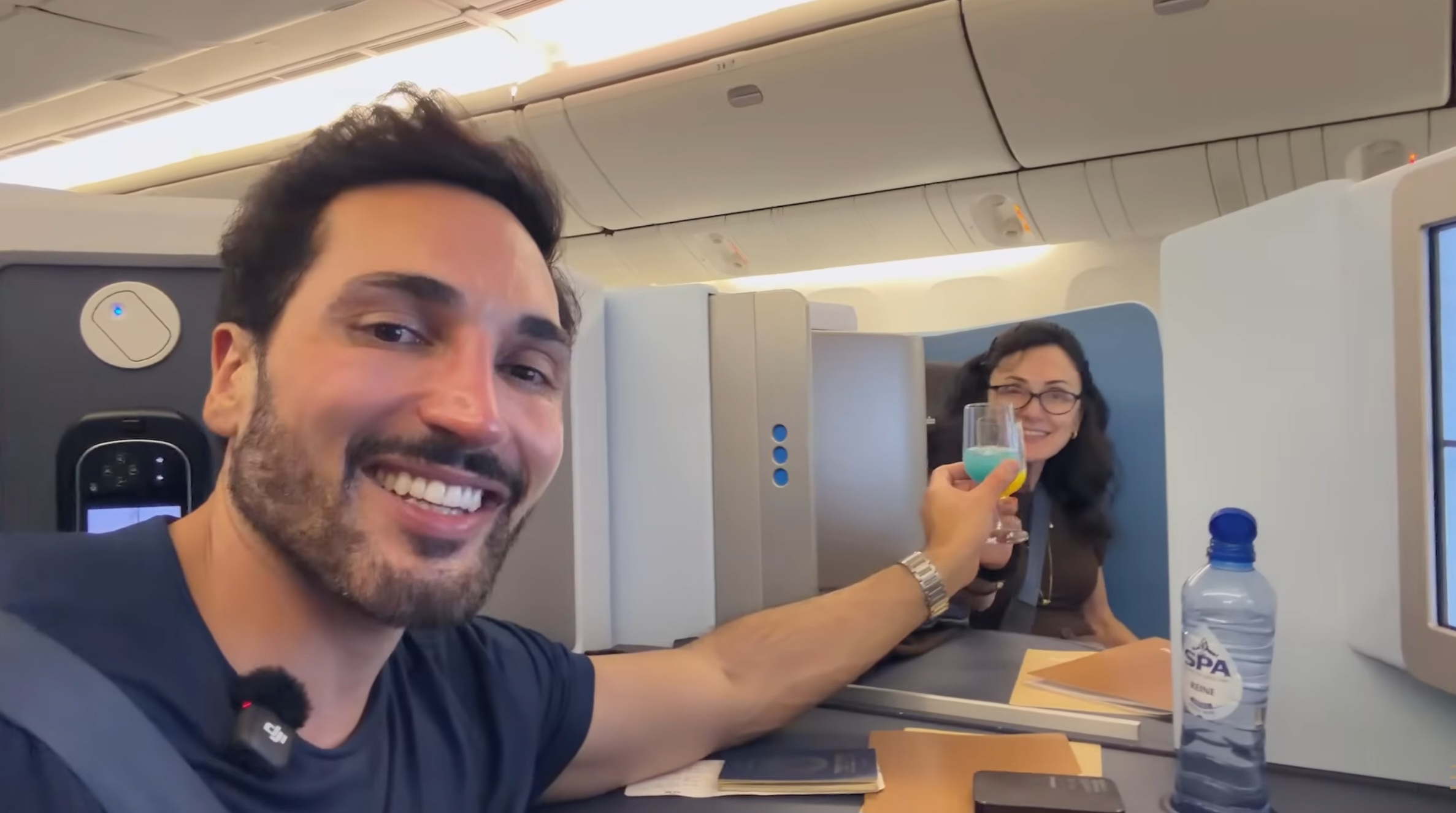 Voando na nova executiva da KLM de São Paulo à Finlândia